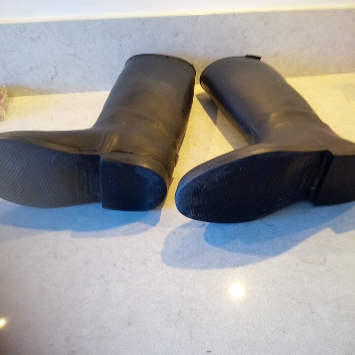 girls tally ho riding boots size 11-12 